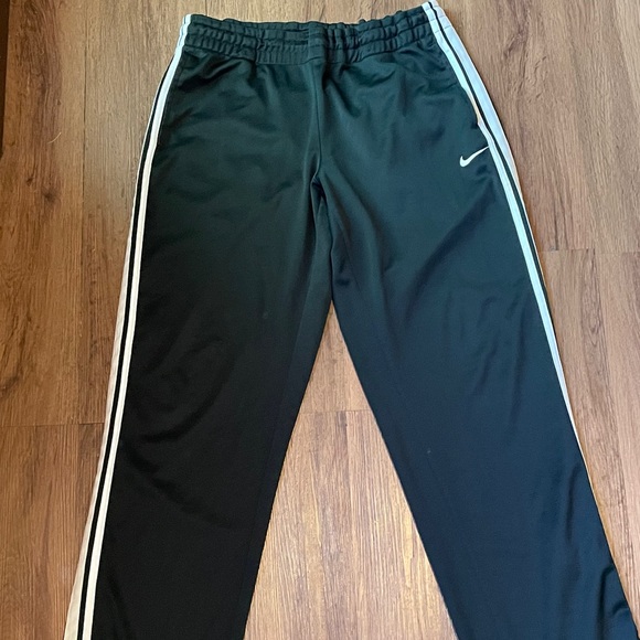 Nike Pants - Nike sweatpants